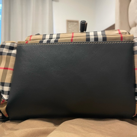Burberry Medium Rucksack - Picture 3 of 11